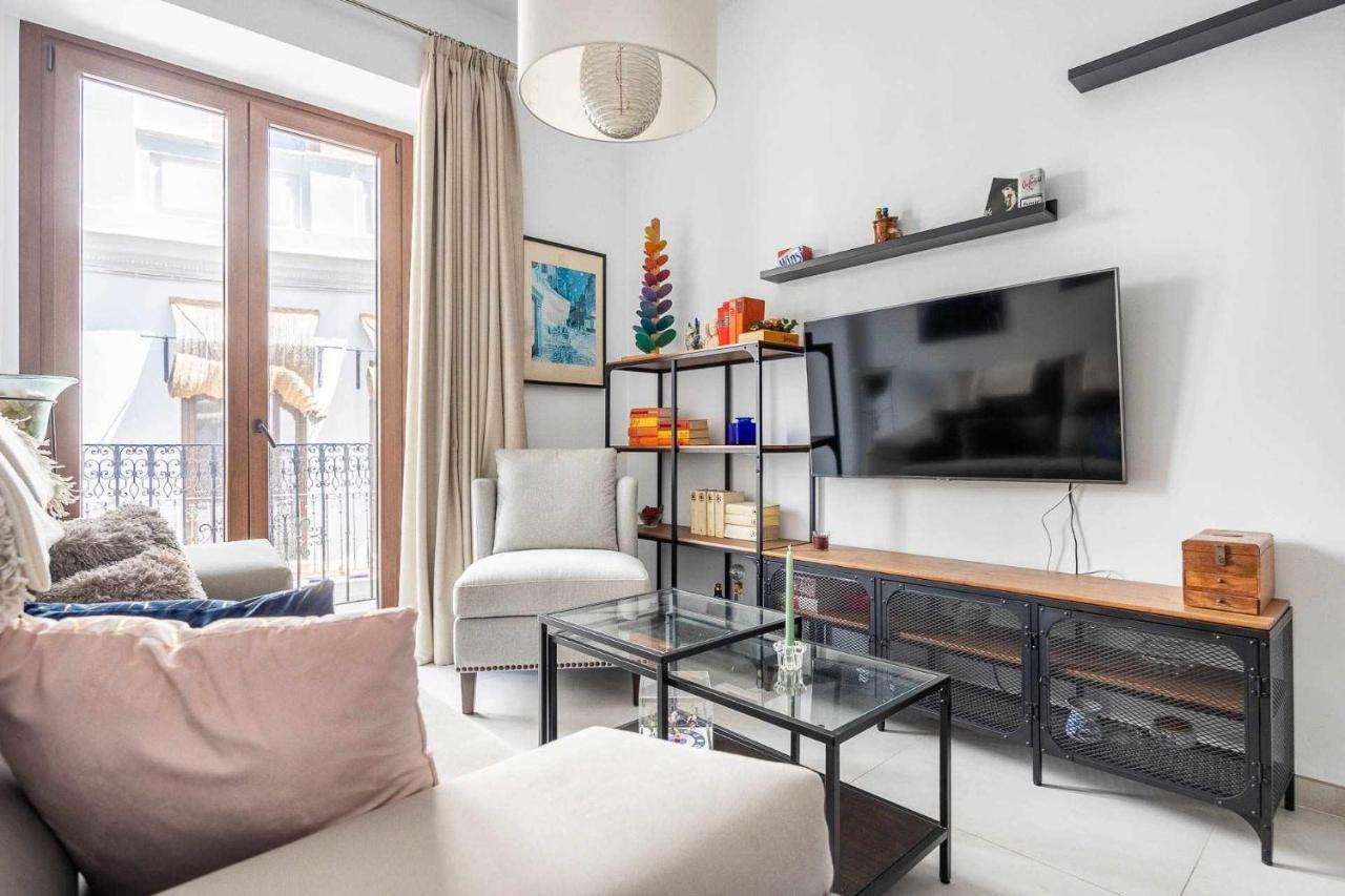 Comfy Away - Apartamento Exclusivo Mercado De Triana Con Balcon Sevilla Eksteriør billede