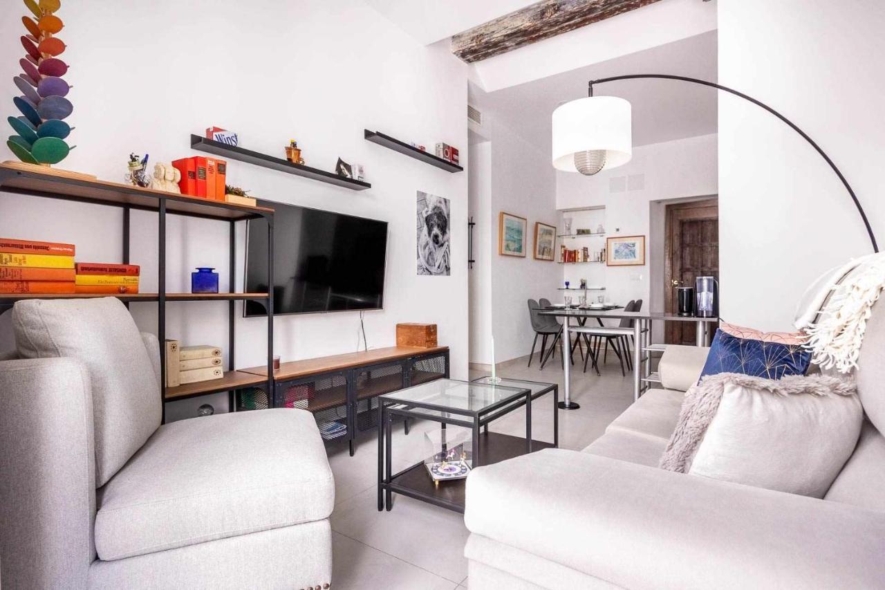 Comfy Away - Apartamento Exclusivo Mercado De Triana Con Balcon Sevilla Eksteriør billede